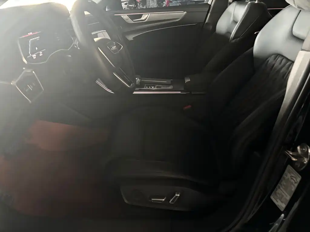 Audi A6L 2025 45 TFSI
