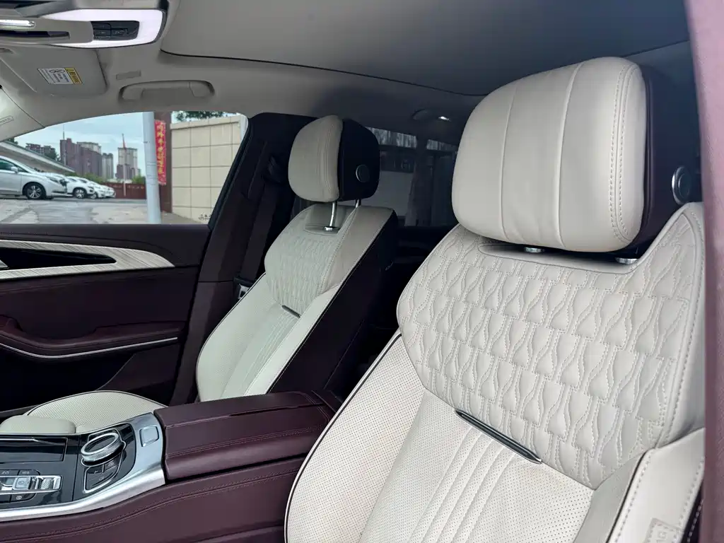 Hongqi H9 2022 2.0T