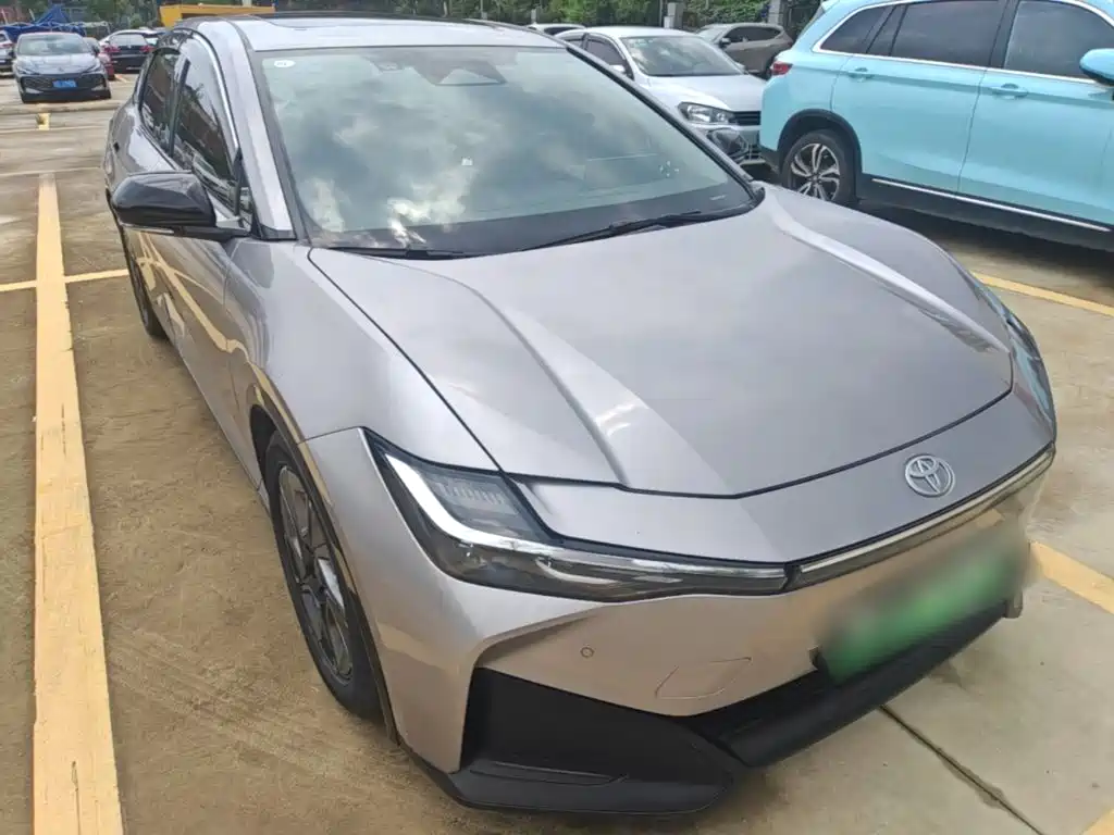 Toyota bZ3 — миниатюра 4