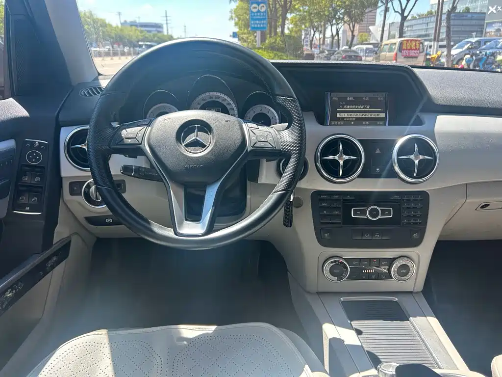 Mercedes-Benz GLK-Class — миниатюра 8