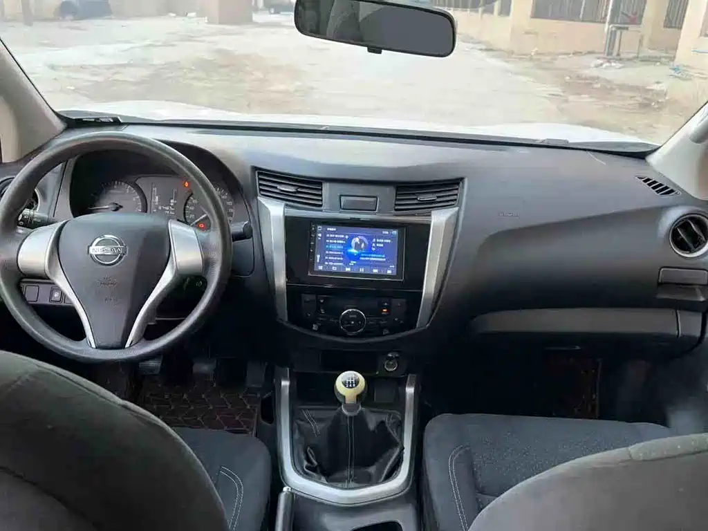Nissan Navara — миниатюра 5