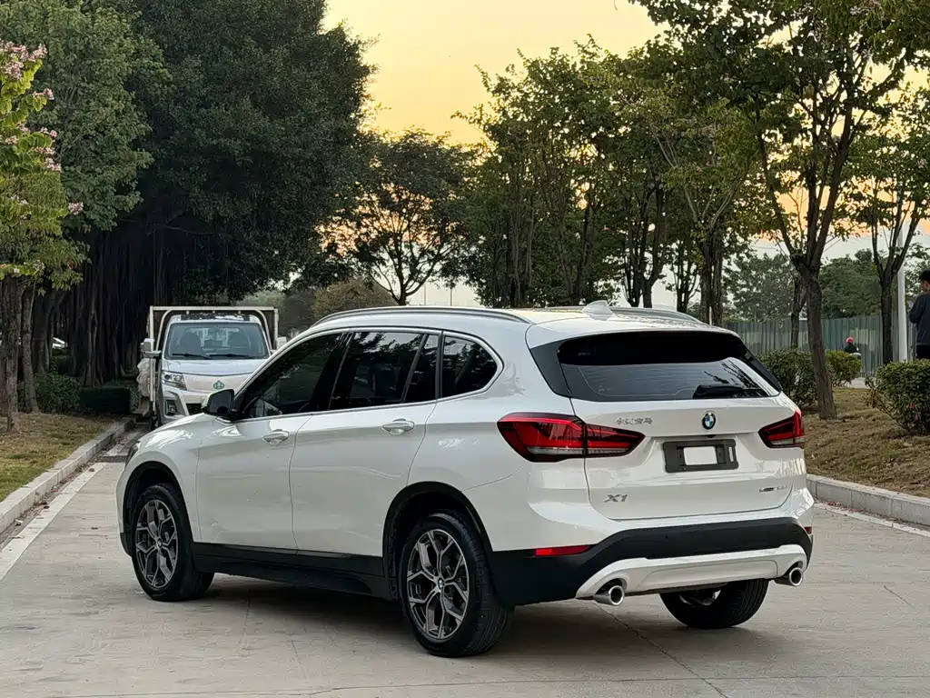 BMW X1 — миниатюра 8