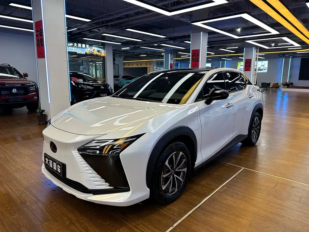 LEXUS RZ