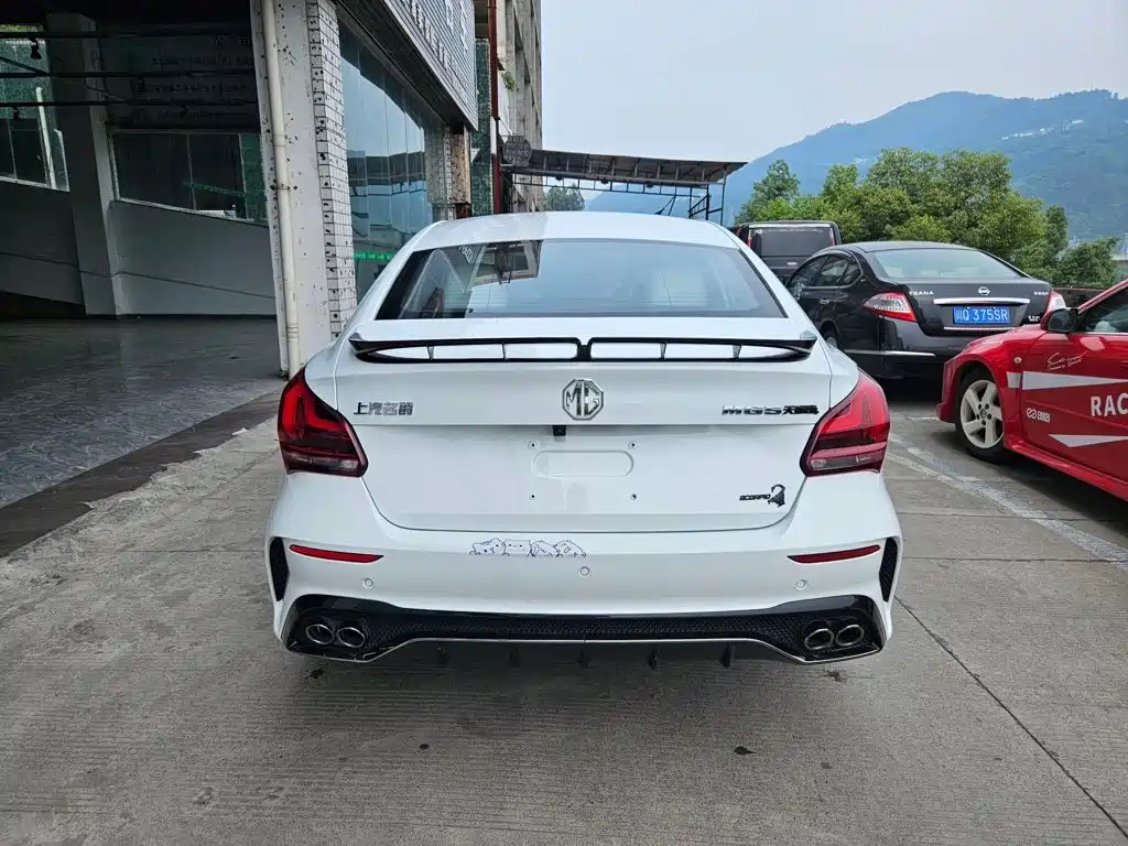 MG MG5 Scorpio — миниатюра 4
