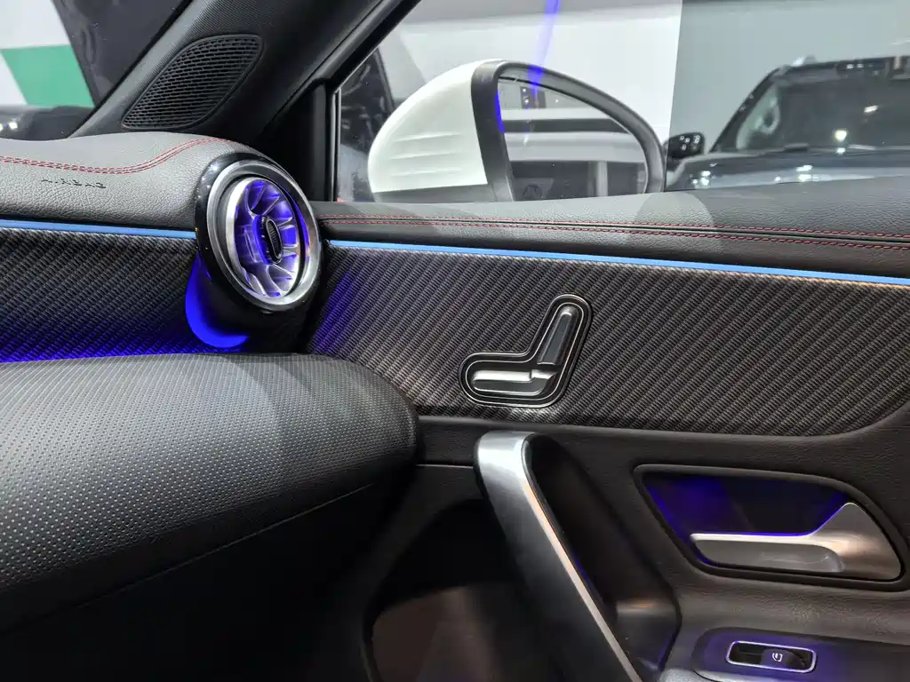 MERCEDES-BENZ A CLASS