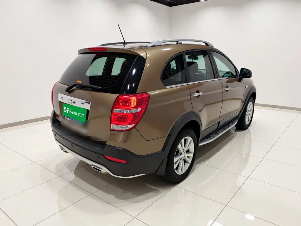 Chevrolet Captiva — миниатюра 6