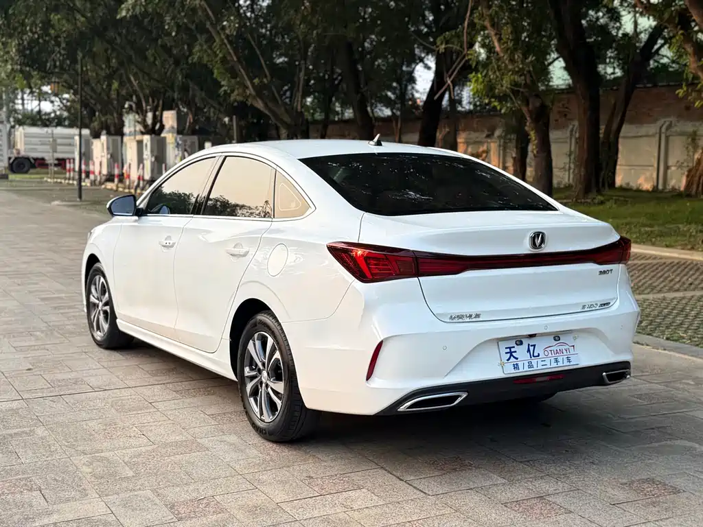 Changan Eado — миниатюра 17