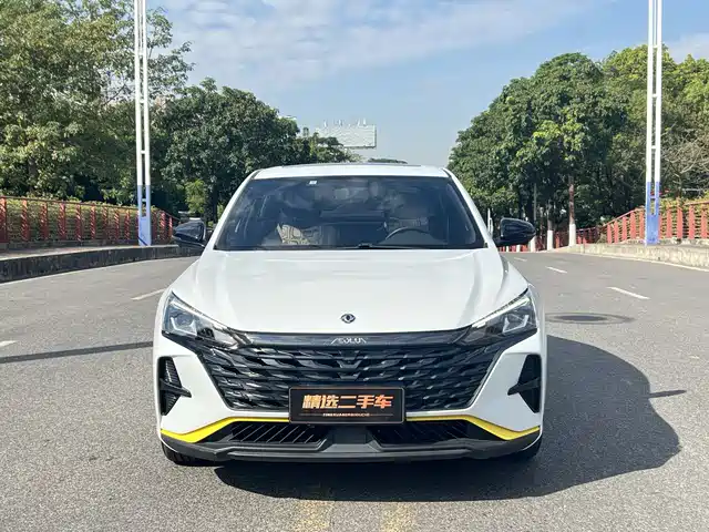 DONGFENG YI HYUN 2022