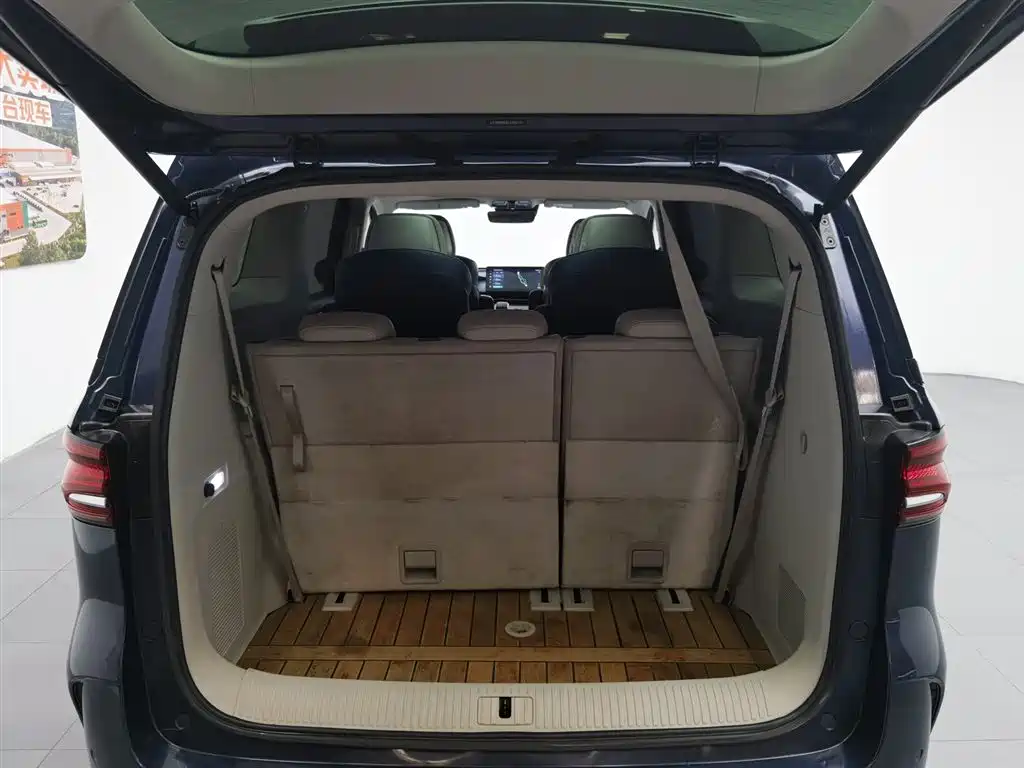 Roewe iMAX8 — фотографии объявления, Фото 16