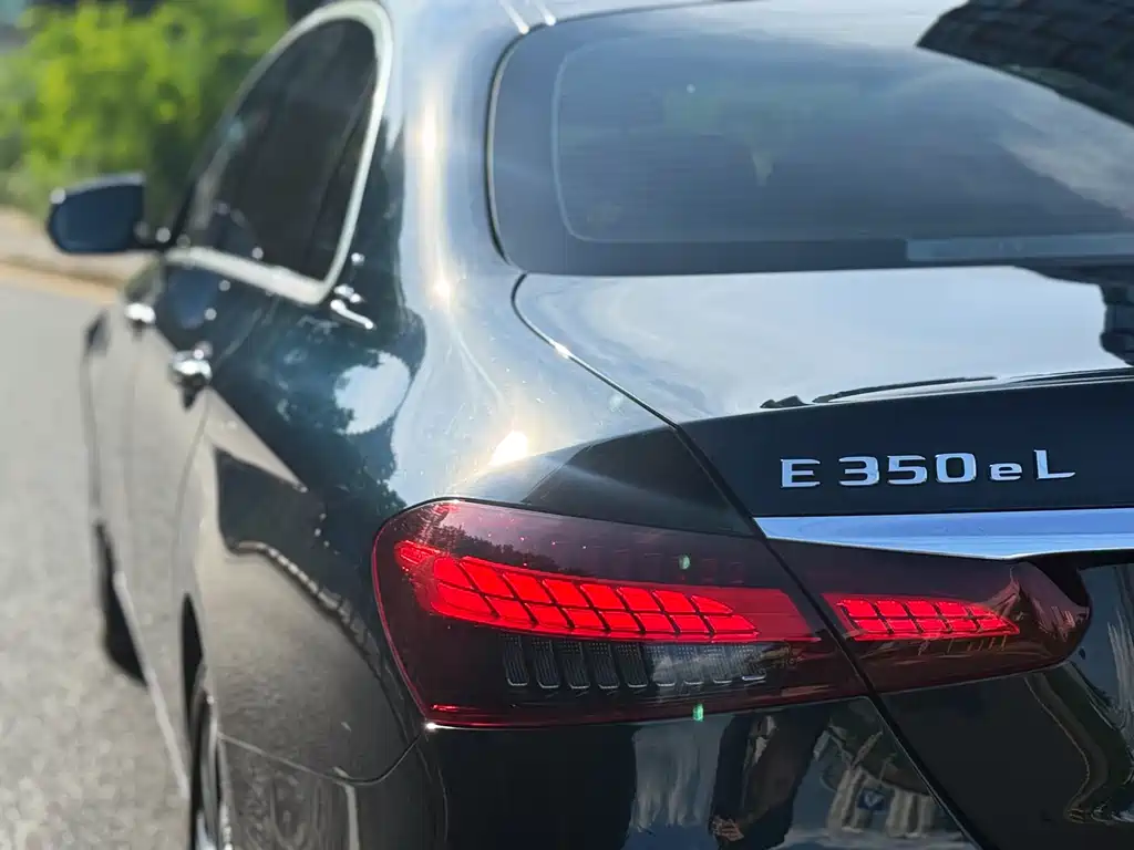 Mercedes-Benz E-Class New Energy E 350 e L Plug-in Hybrid Sedan, фото 9