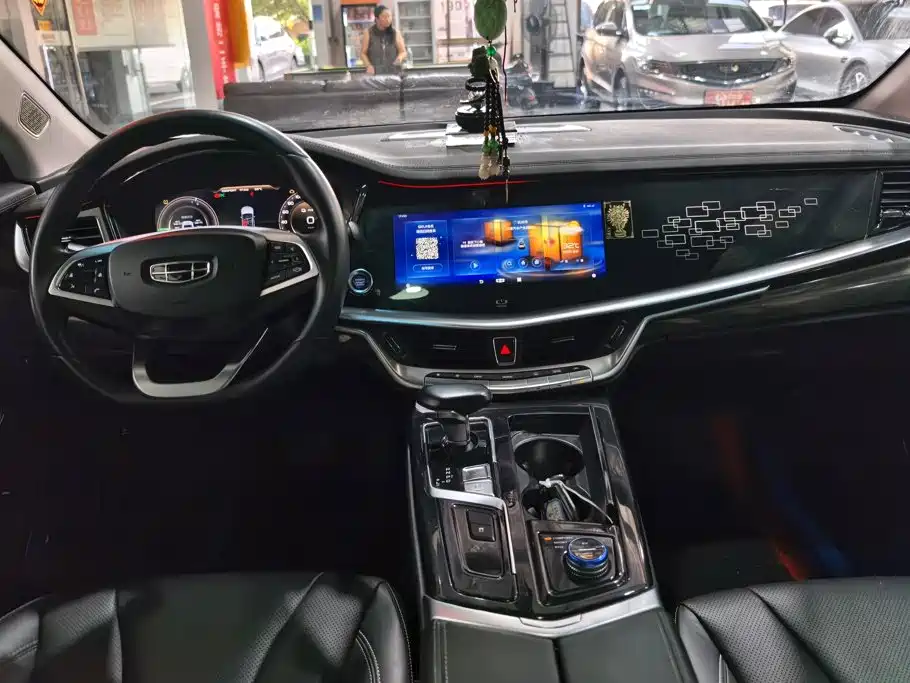 Geely Borui Hybrid — миниатюра 12