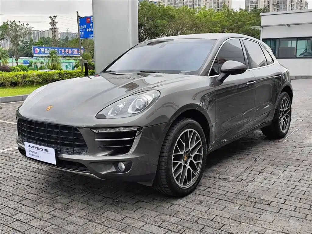 Porsche Macan 2014