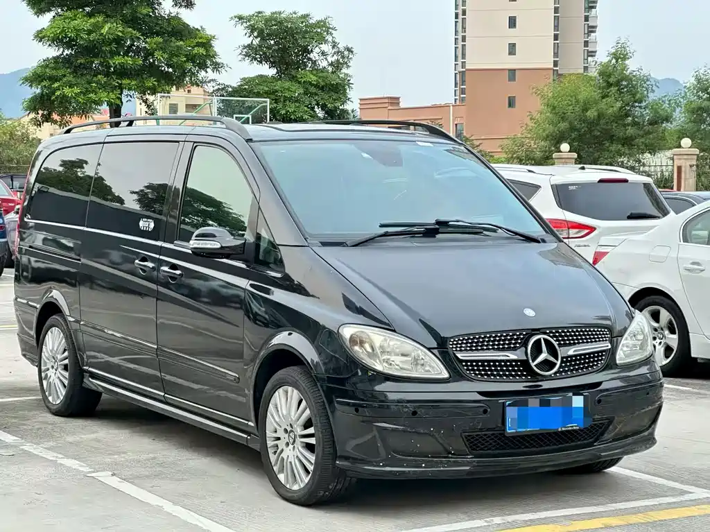 Mercedes-Benz Viano — миниатюра 2