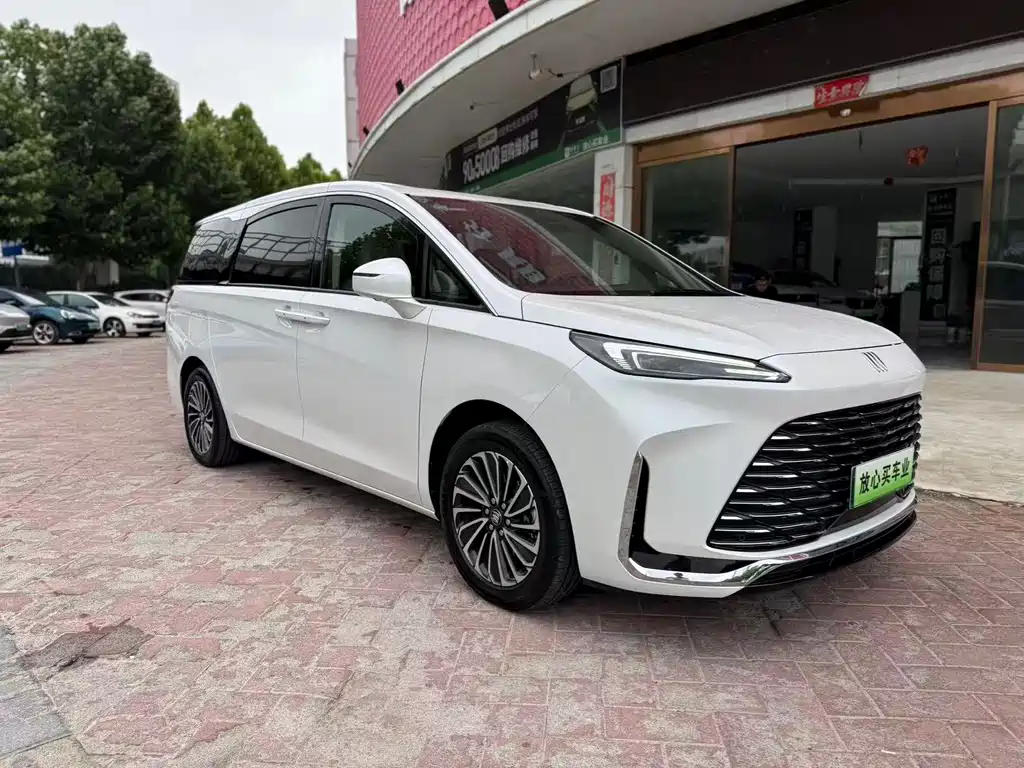 Buick GL8 Hybrid 陆尚 尊享版, фото 3
