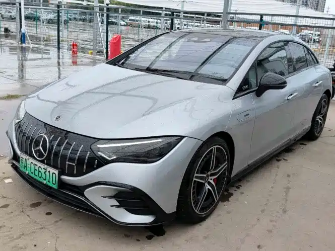 Mercedes-Benz EQE AMG