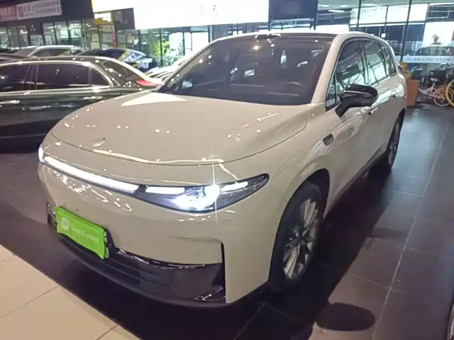 2025 Leapmotor C10
