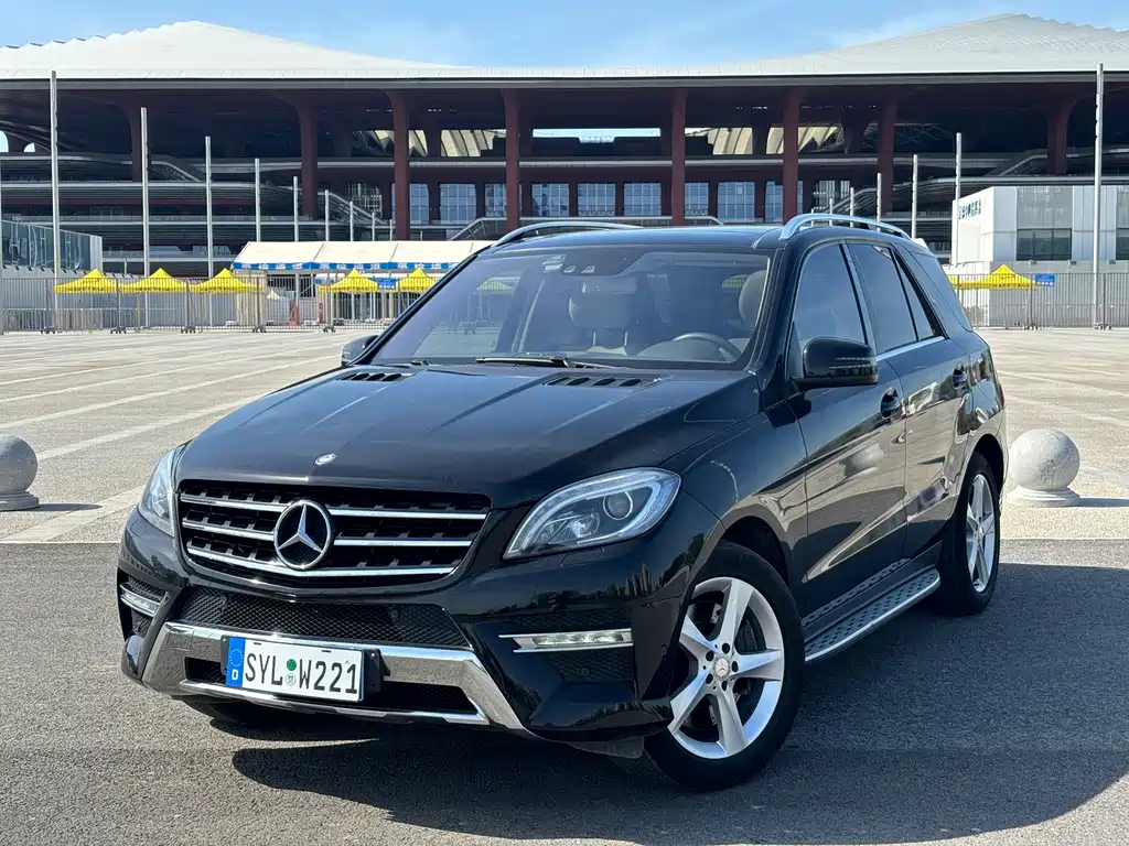 Mercedes-Benz M-Class 2013