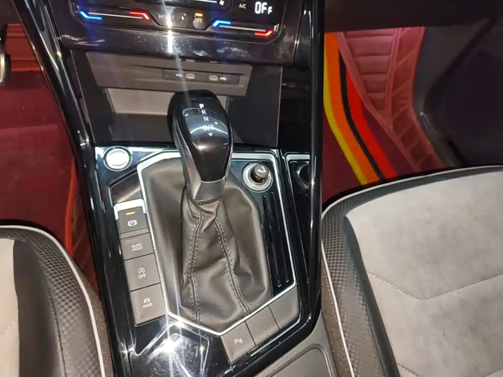 Volkswagen X — миниатюра 14