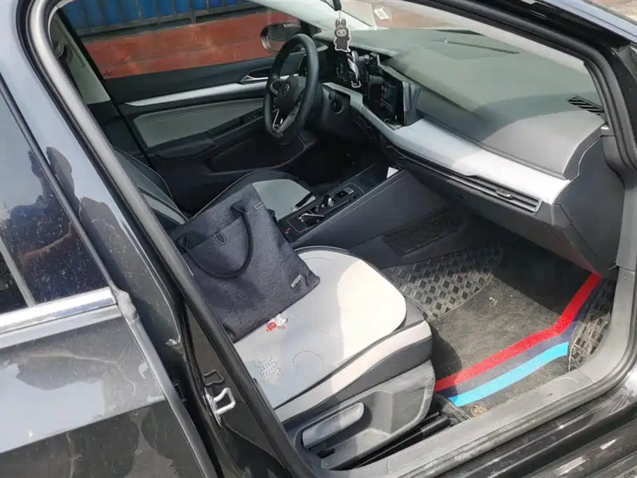 Volkswagen Golf 2021 280TSI DSG Pro