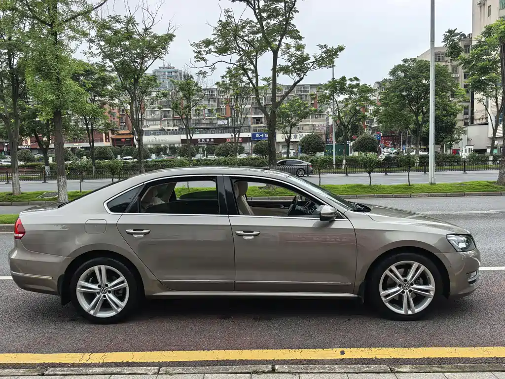 Volkswagen Passat 2013 2.0TSI DSG