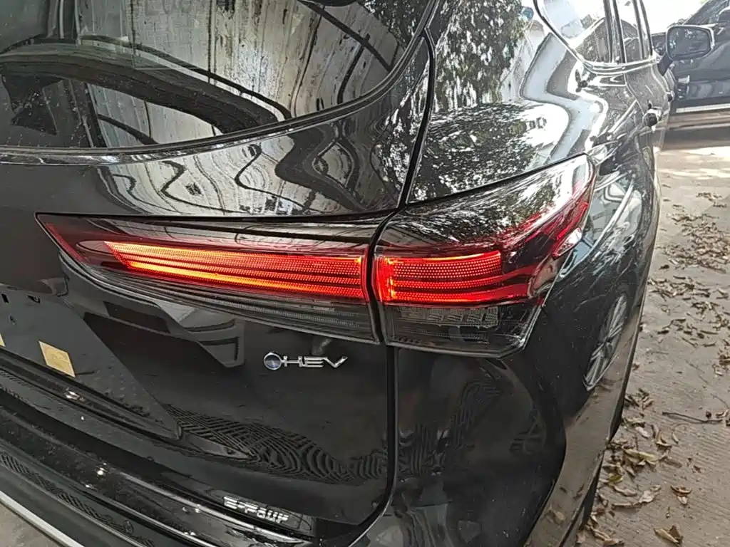 Toyota Crown Kluger 2026 2.5L HEV Luxury