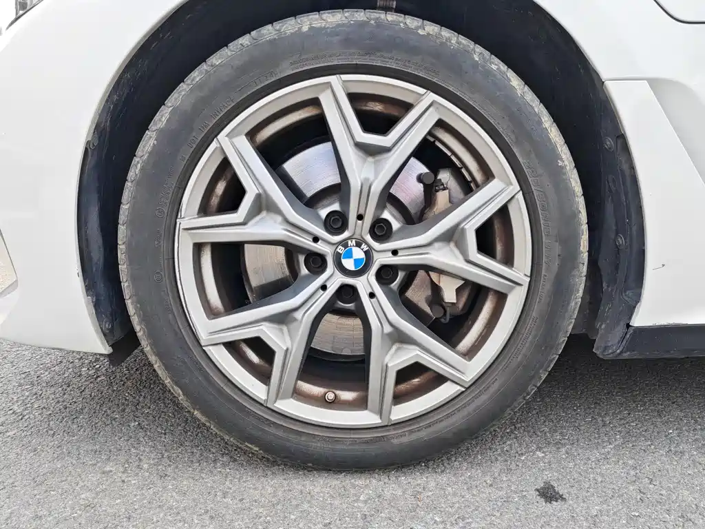 BMW i3 2025 eDrive 35 L