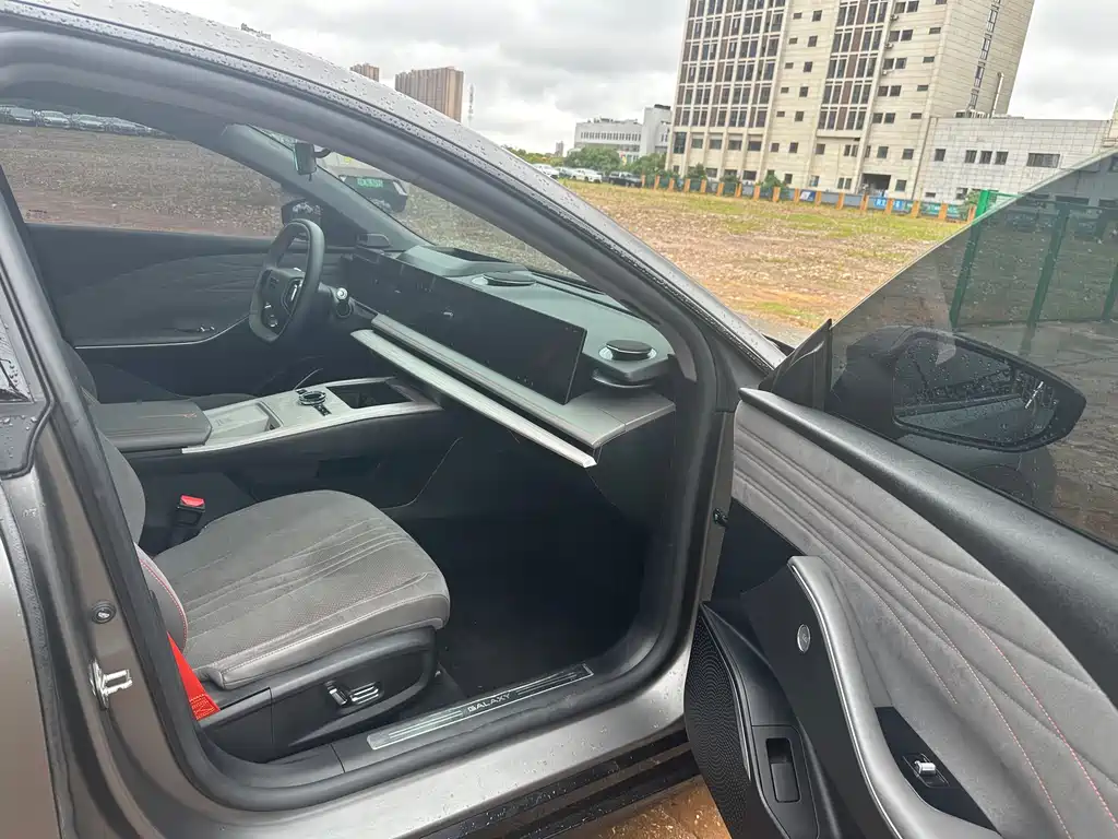 Geely Galaxy Galaxy E8 E8 2024 620km