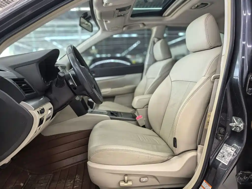 Subaru Legacy — миниатюра 12