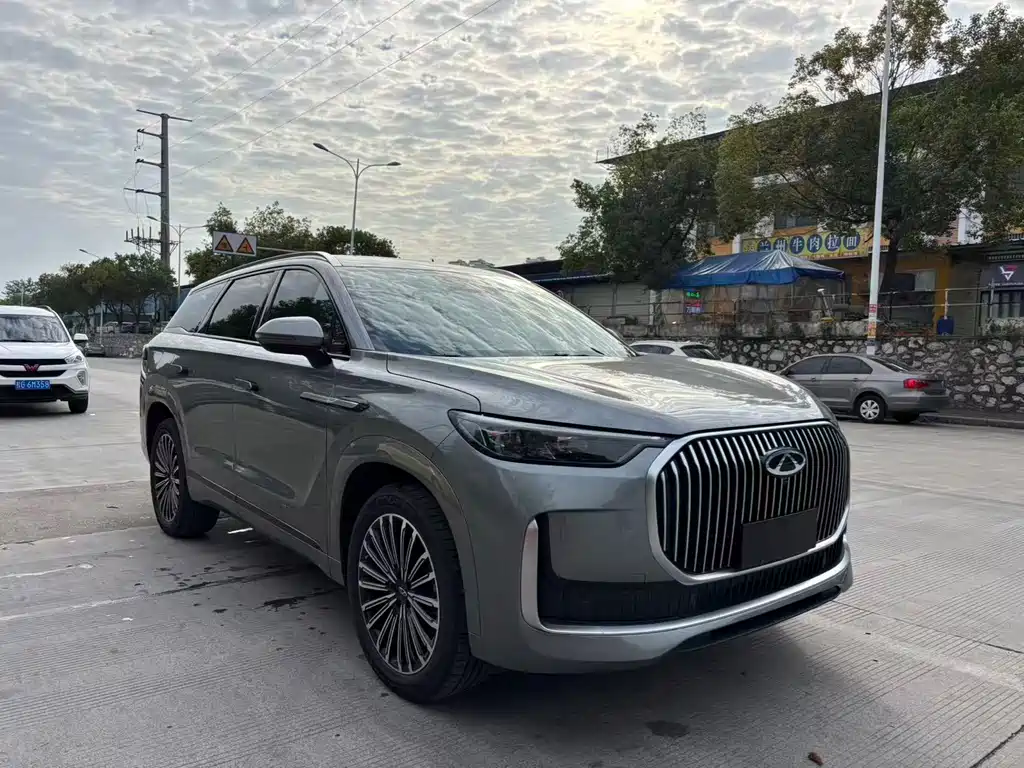 Chery Tiggo 9 C-DM 2025
