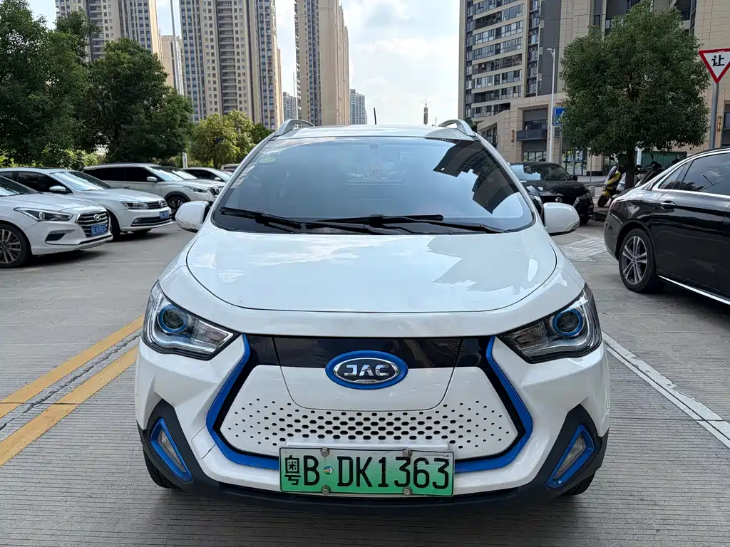 JAC JAC iEV6E — миниатюра 2