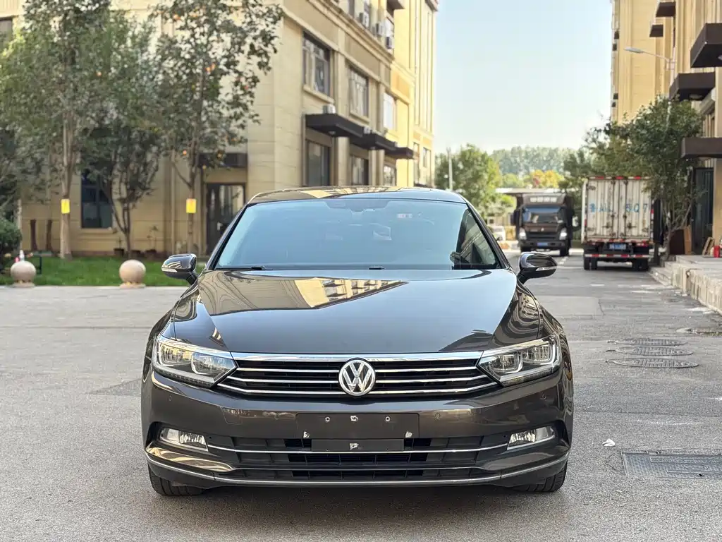 Volkswagen Magotan 2017 330TSI DSG Luxury