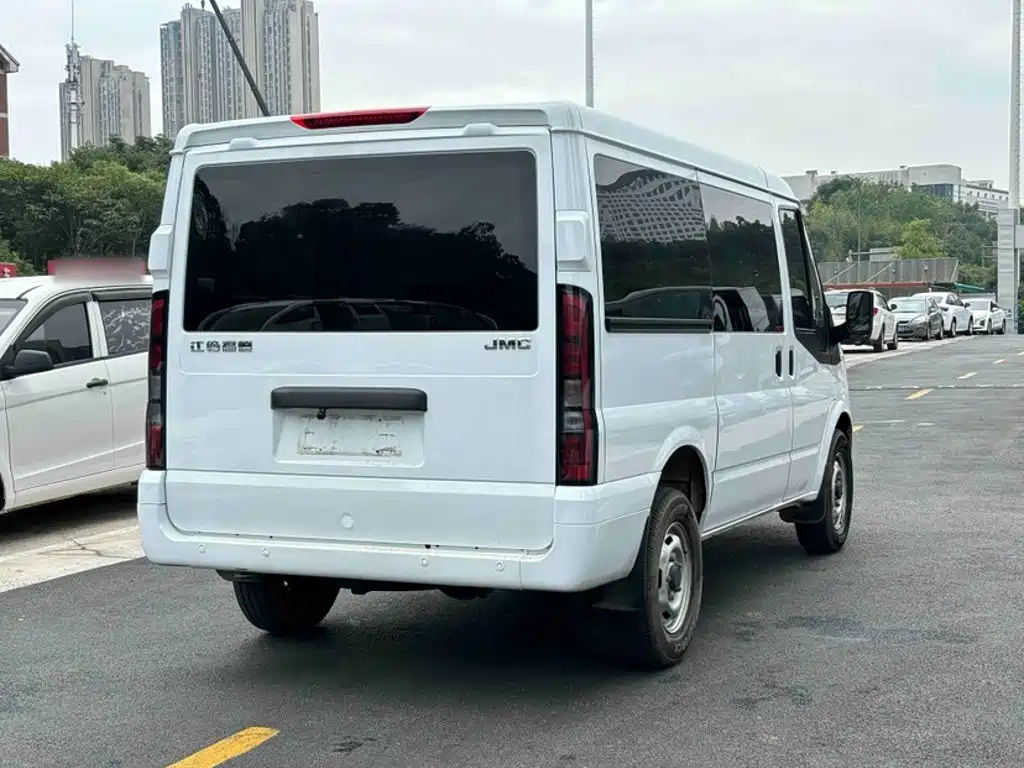 JMC JMC Fushun — миниатюра 10