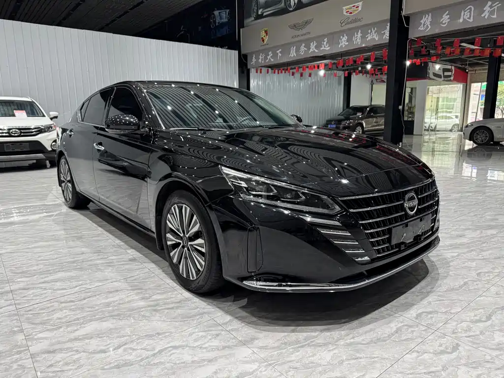 NISSAN TEANA