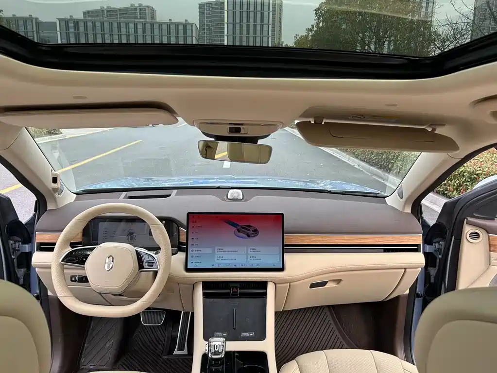 AITO ASK THE WORLD M7