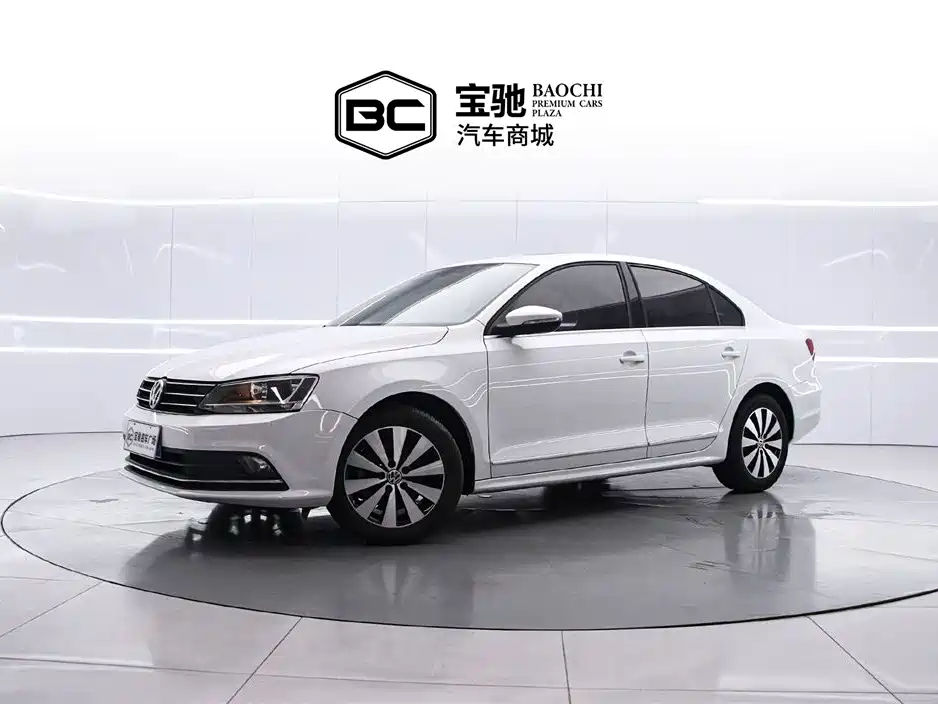 Volkswagen Sagitar 2018