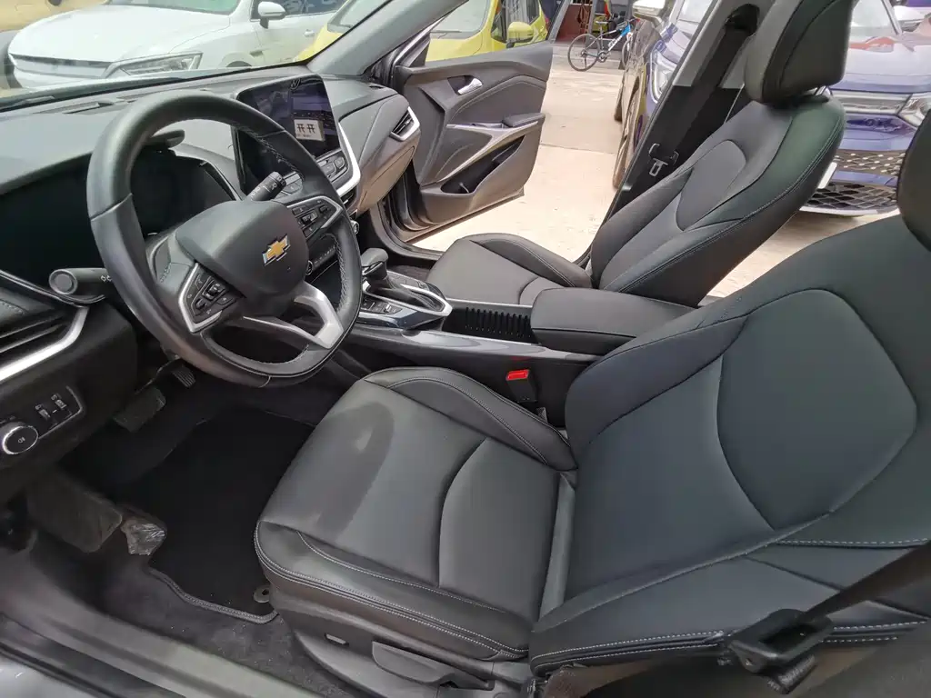 Chevrolet Menlo — миниатюра 11