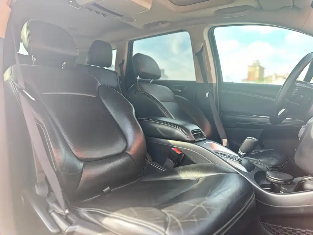 Dodge Journey 2013 2.4L