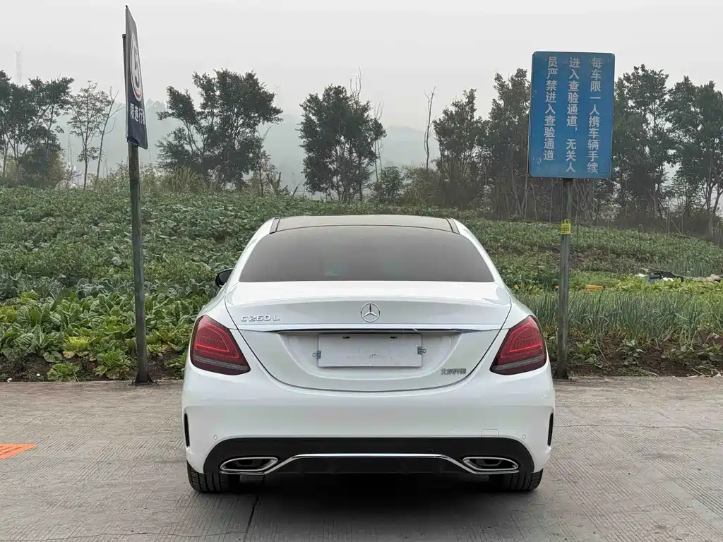 MERCEDES-BENZ C CLASS
