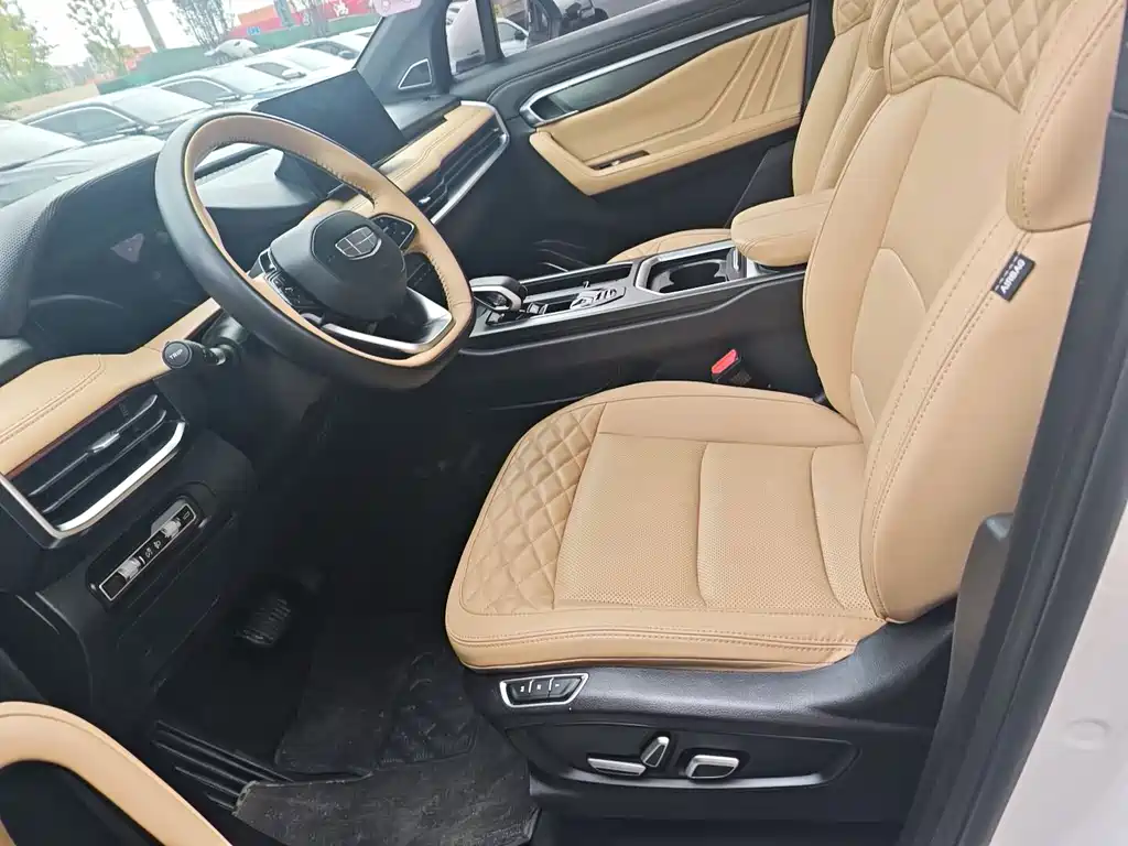 Geely Haoyue L — миниатюра 4