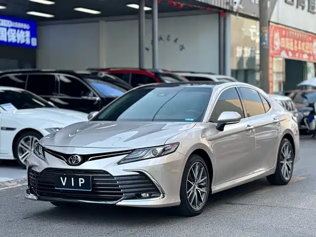 TOYOTA CAMRY 2022