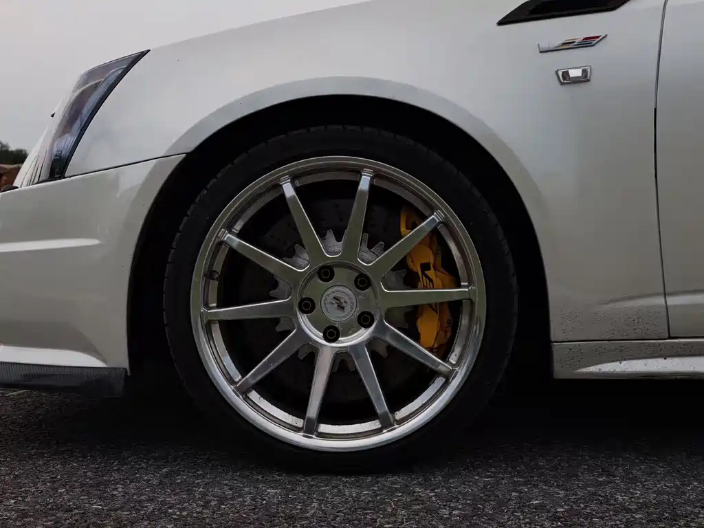 Cadillac CTS — миниатюра 6
