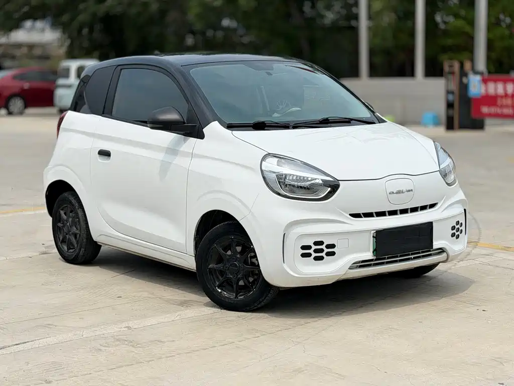 Roewe Clever — миниатюра 2