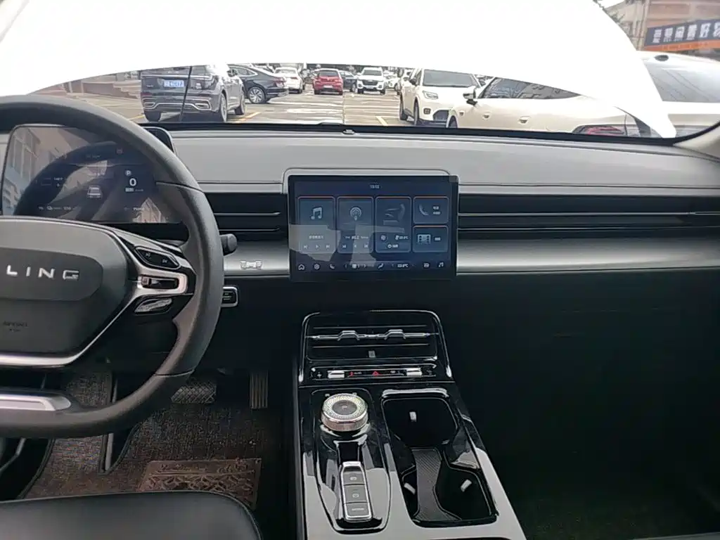 Wuling 五菱E5 — миниатюра 13