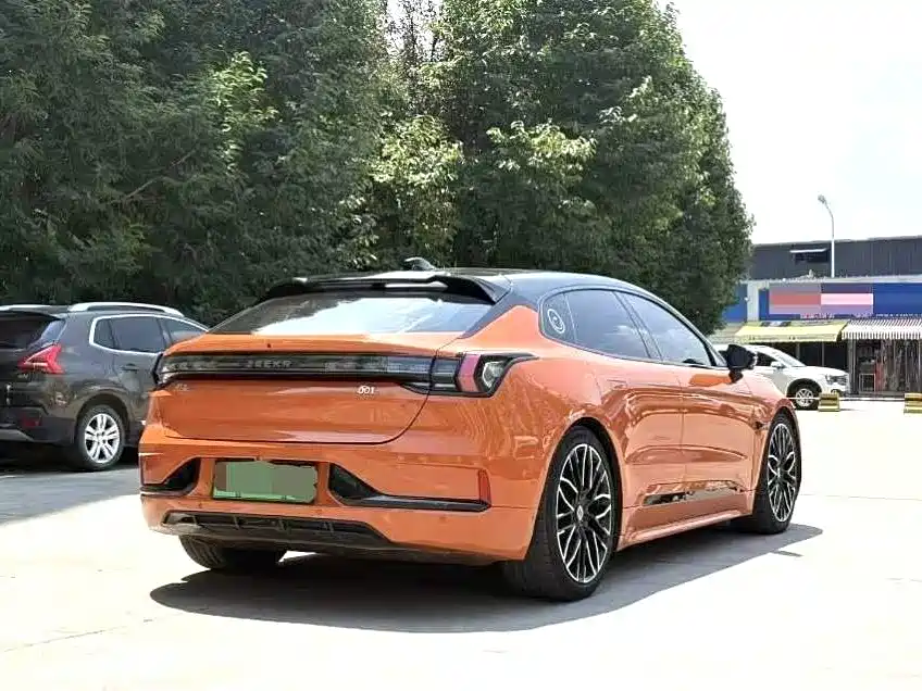 ZEEKR EXTREME KRYPTON 001