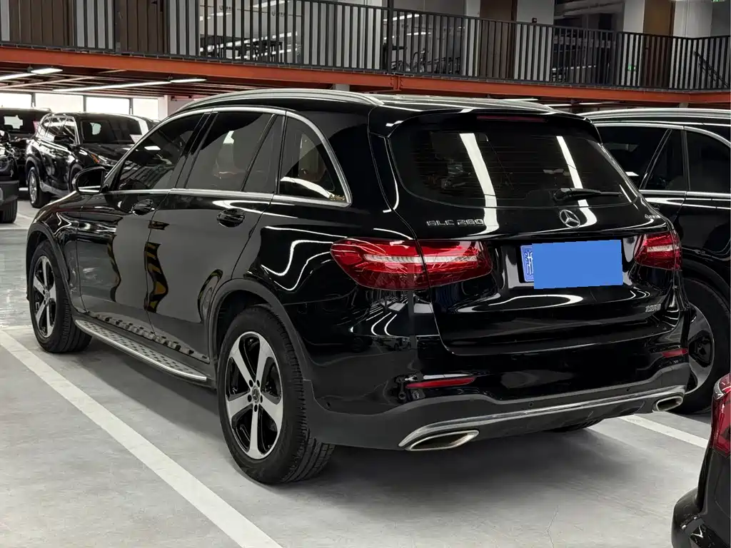 Mercedes-Benz GLC 2018 GLC 260 4MATIC Luxury