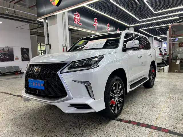 LEXUS LX 2018