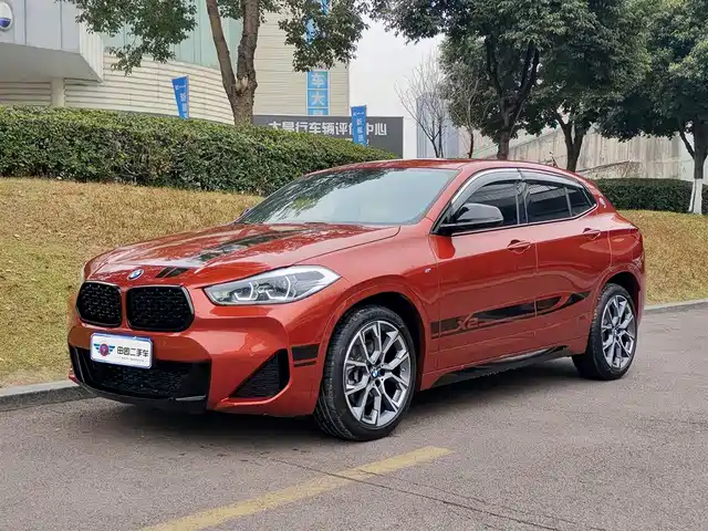 BMW X2