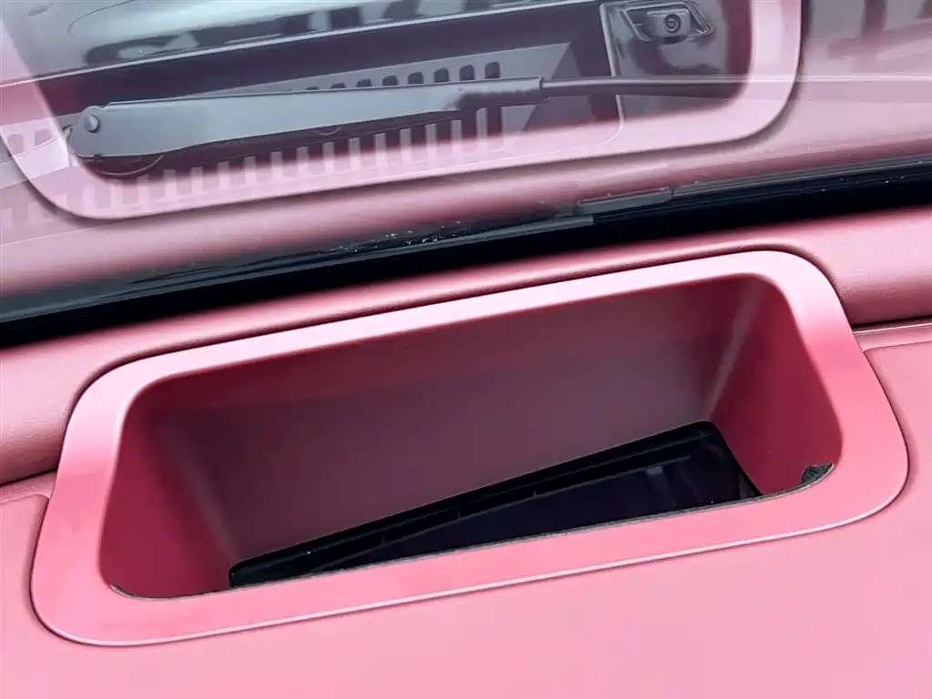 TANK TANK 700 NEW ENERGY