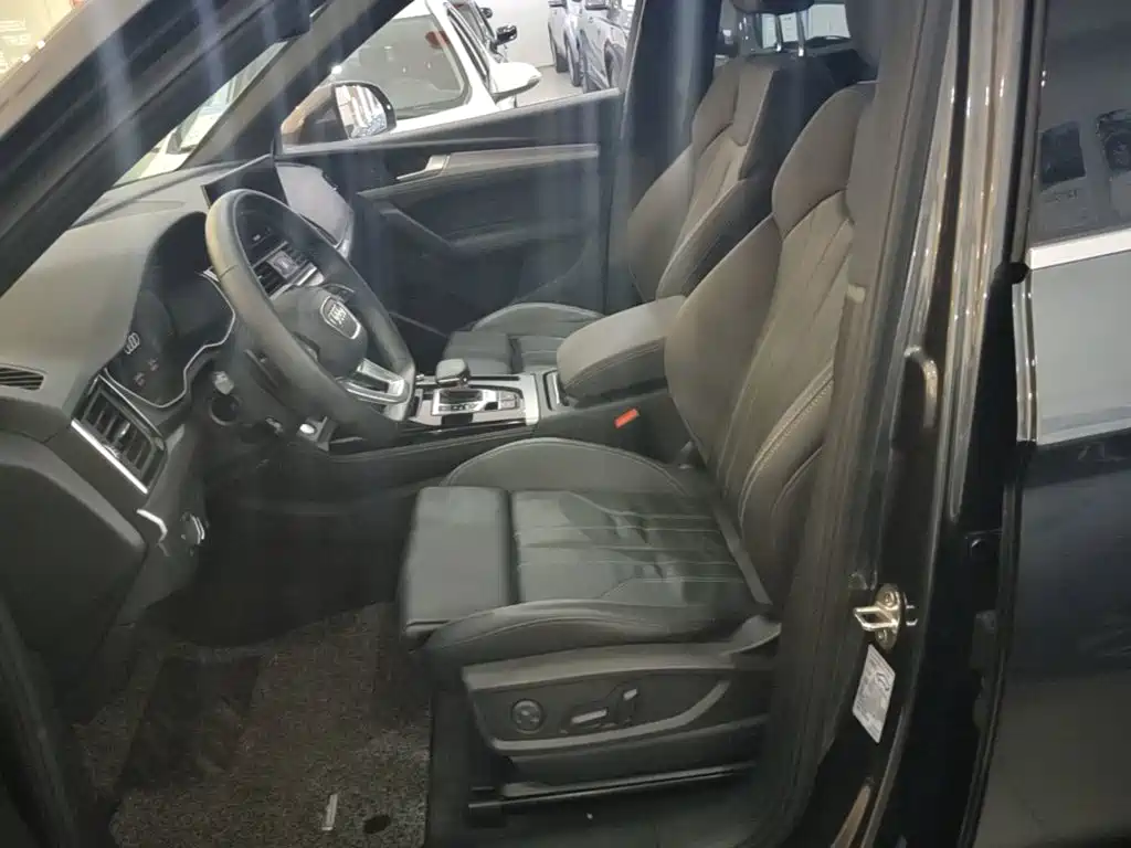 Audi Q5L Sportback — миниатюра 15