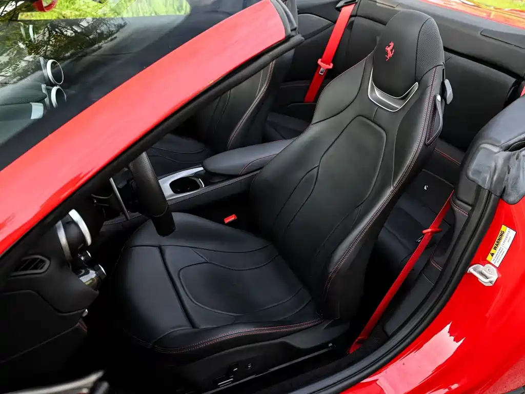 Ferrari Portofino — миниатюра 8